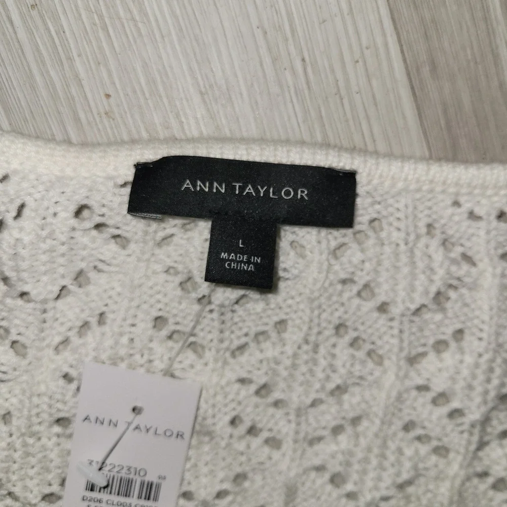 Ann Taylor discover effortless